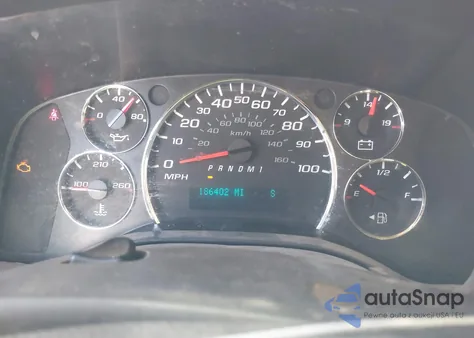 2018 Chevrolet Express G2500 из США, поврежденный, VIN 1GCWGAFP5J1221010